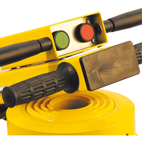 Cric Mammut, 110 tonnes, Air comprim&eacute;/hydraulique OSI Industrial Sales