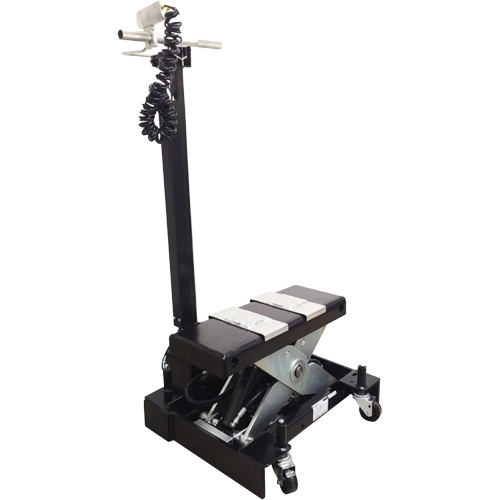 Cric de service de plancher &agrave; profil bas, 12 tonne(s) Capacit&eacute;, 7-1/2" Abaiss&eacute;e, 15" &eacute;lev&eacute;e, Air comprim&eacute;/hydraulique OSI Industrial Sales