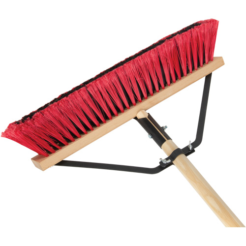 Balai-brosse &agrave; manche renforc&eacute;, 18", Moyen, Soies PVC OSI Industrial Sales