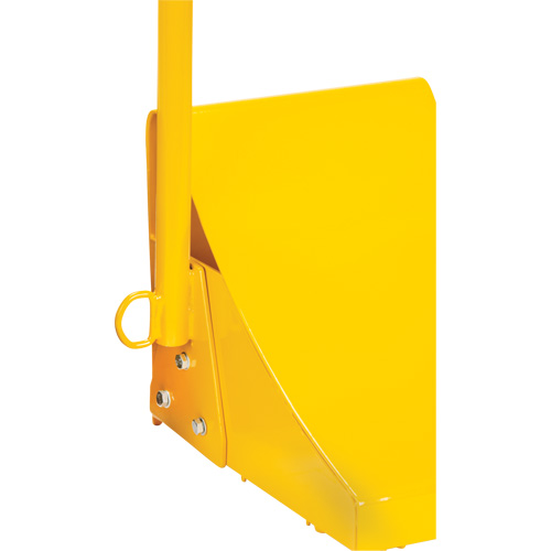 Ice Chock with Ergonomic Handle, Steel, Yellow, 8-1/16" W x 10-5/8" D x 8-13/16" H OSI Industrial Sales