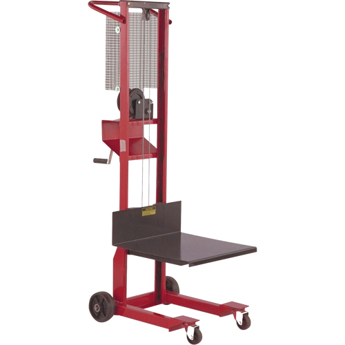 Empileur &agrave; plateforme, M&eacute;canisme Treuil manuel, Capacit&eacute; de 500 lb, Levage max de 54" OSI Industrial Sales