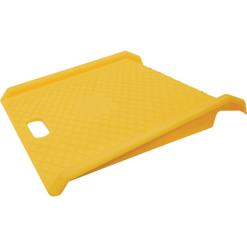 Rampe de trottoir portable en poly pour diable, Capacit&eacute; de 1000 lb, 27" la x 27" lo OSI Industrial Sales