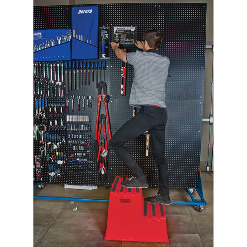 Escabeau industriel, 2 marches, 26" x 22-7/16" x Hauteur 19-11/16" OSI Industrial Sales