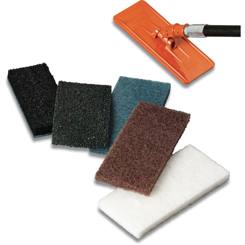 Tampon de r&eacute;curage et de d&eacute;capage Scrub n Strip Doodlebug, 10" lo x 4-6/10" la OSI Industrial Sales