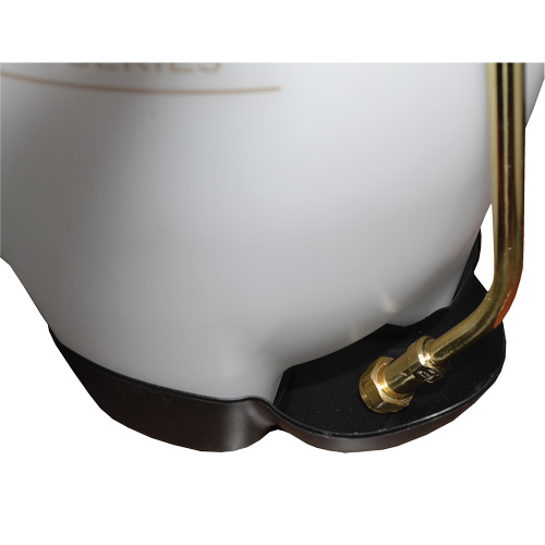 Vaporisateur de b&eacute;ton &agrave; compression s&eacute;rie industriel & entrepreneur, 3 gal. (13,5 L), Poly&eacute;thyl&egrave;ne, Lance de 24" OSI Industrial Sales