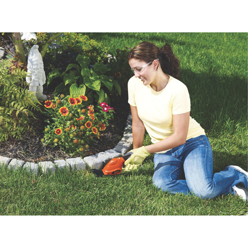 Cisailles de jardin/cisailles &agrave; haie 2-en-1, &agrave; pile, 3,6 V, Largeur de la coupe 4"/6" OSI Industrial Sales