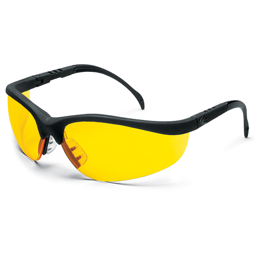 Lunettes de s&eacute;curit&eacute; Klondike, Lentille Ambr&eacute;e, Anti-&eacute;gratignures, R&eacute;pond ou surpasse la norme CSA Z94.3 OSI Industrial Sales
