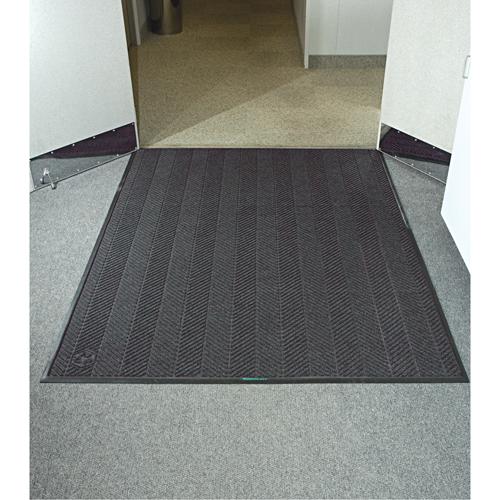 Waterhog&reg; Eco Elite Matting, Wiper/Scraper, 3' x 20' x 3/8", Grey Ash OSI Industrial Sales