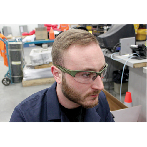 Lunettes de s&eacute;curit&eacute; s&eacute;rie Z2000, Lentille Transparent, Anti-&eacute;gratignures, R&eacute;pond ou surpasse la norme CSA Z94.3 OSI Industrial Sales
