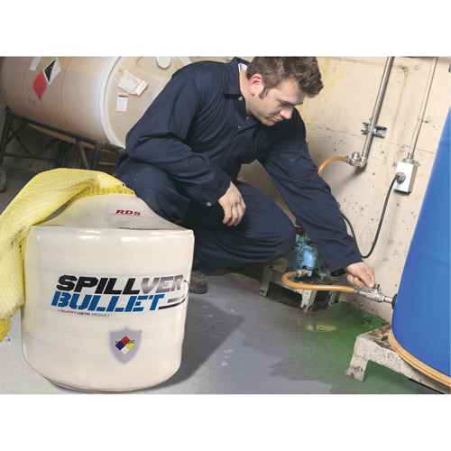 Barrage pour mati&egrave;res dangereuses Spillver Bullet, Mati&egrave;res dangereuses, 50' lo x 5" la, Absorption 14 gal. OSI Industrial Sales