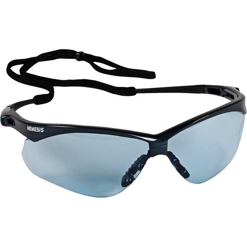 Lunettes de s&eacute;curit&eacute; Nemesis de Kleenguard, Lentille Bleu p&acirc;le, Anti-&eacute;gratignures, ANSI Z87+/R&eacute;pond ou surpasse la norme CSA Z94.3 OSI Industrial Sales