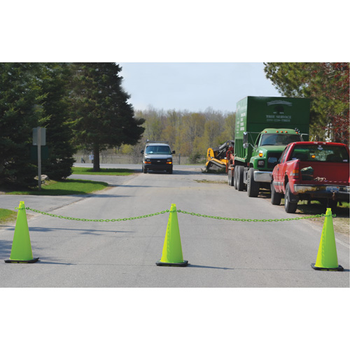 Traffic Cone & Chain Kit, 36", Green OSI Industrial Sales