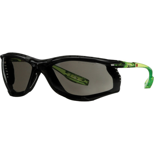 Lunettes de s&eacute;curit&eacute; de s&eacute;rie Solus CCS, Lentille Gris, Antibu&eacute;e/Anti-&eacute;gratignures, R&eacute;pond ou surpasse la norme CSA Z94.3 OSI Industrial Sales