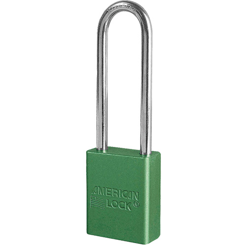 Cadenas de s&eacute;curit&eacute; American Lock, Vert, Cl&eacute;s diff&eacute;rentes, Aluminium, Largeur de 1-1/2" OSI Industrial Sales