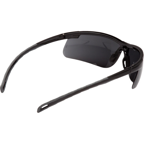Lunettes de s&eacute;curit&eacute; Ever-Lite, Lentille Gris fonc&eacute;, ANSI Z87+/R&eacute;pond ou surpasse la norme CSA Z94.3 OSI Industrial Sales