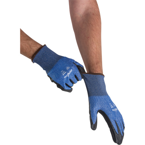 Gants l&eacute;gers et haute dext&eacute;rit&eacute; r&eacute;sistants &agrave; la coupe, Taille 9, Calibre 18, Rev&ecirc;tement Mousse de nitrile, Enveloppe en Acier inoxydable/PEHP/Tungst&egrave;ne, ASTM ANSI niveau A9 OSI Industrial Sales