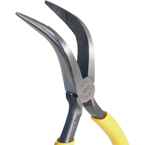Pince &agrave; bec long recourb&eacute;e, 6-1/4" lo OSI Industrial Sales