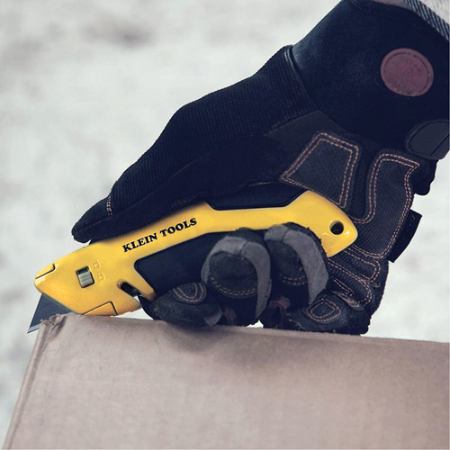 Self-Retracting Utility Knife, Steel, Cushion Handle OSI Industrial Sales