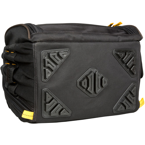 Sacs &agrave; dos pour outils Techgear &agrave; 53 pochettes, 16" lo x 13-1/4" la, Noir, Polyester OSI Industrial Sales