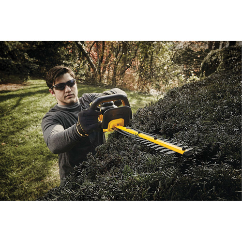 Taille-haie sans fil Max, 22", 20 V, &agrave; pile OSI Industrial Sales