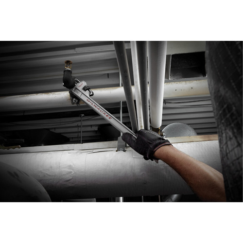 Cl&eacute; &agrave; tuyau avec manche Powerlength, Cap des m&acirc;choires 1-1/2", Longueur 10" OSI Industrial Sales
