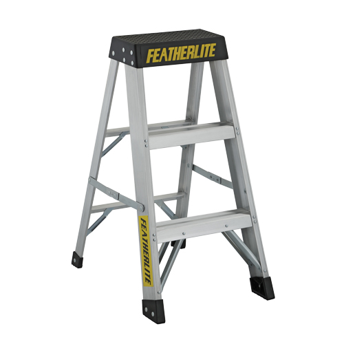 Escabeaux industriels extra robustes, 3', Aluminium, Capacit&eacute; 300 lb, Type 1A OSI Industrial Sales