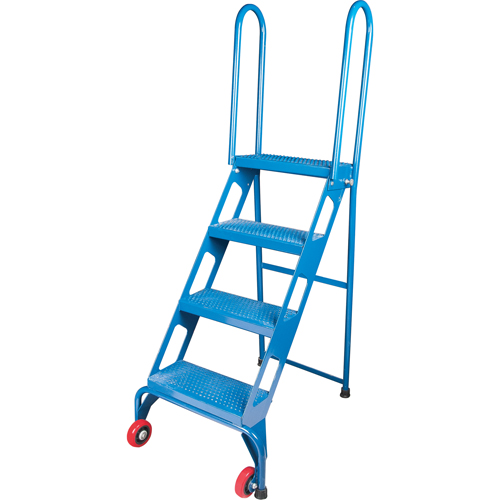 &eacute;chelle pliante portative, 4 marches, Perfor&eacute;, Hauteur 40" OSI Industrial Sales