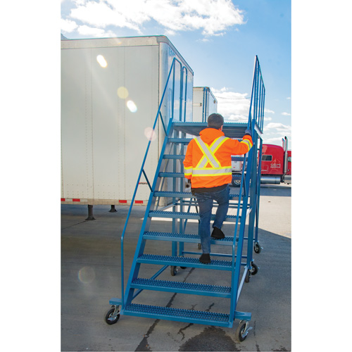 &eacute;chelle &agrave; neige, Acier, 10 Marches, 99" ha, 85-1/2" p, 48" Marche, Stri&eacute; OSI Industrial Sales