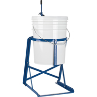 Basculeur de bidon, 5 gal. US (4,16 gal. imp.), 75 lb/34 kg Capacit&eacute;, 11-1/2" Ha. de distribution OSI Industrial Sales