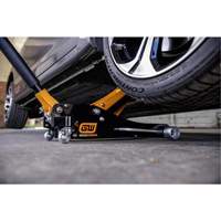 Aluminum Racing Jack, 2 Ton(s) Capacity, 3-1/4" Lowered, 18-1/2" Raised, Manual Hydraulic OSI Industrial Sales