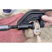 Presse-axe de chape de frein pour camions de classes 6 &agrave; 8 OSI Industrial Sales