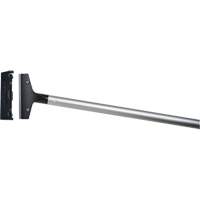 Grattoir &agrave; plancher souple et large avec manche OSI Industrial Sales