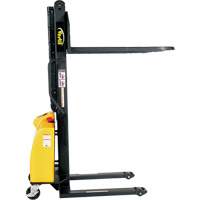 Gerbeur motoris&eacute; avec m&acirc;t &eacute;troit, Fonctionnement &eacute;lectrique, Capacit&eacute; 1500 lb, Lev&eacute;e max 63" OSI Industrial Sales