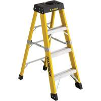 Industrial Heavy-Duty Stepladders (6400 Series), 4', Fibreglass, 300 lbs. Capacity, Type 1A OSI Industrial Sales