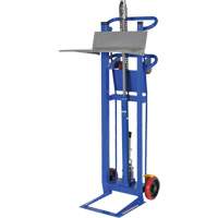 Gerbeur &agrave; plateforme hydraulique, M&eacute;canisme Pompe au pied, Capacit&eacute; de 750 lb, Levage max de 52" OSI Industrial Sales