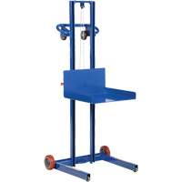 Plateforme &eacute;l&eacute;vatrice &agrave; profil bas pour charge l&eacute;g&egrave;re, M&eacute;canisme Treuil manuel, Capacit&eacute; de 400 lb, Levage max de 55" OSI Industrial Sales