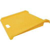 Rampe de trottoir portable en poly pour diable, Capacit&eacute; de 1000 lb, 27" la x 27" lo OSI Industrial Sales