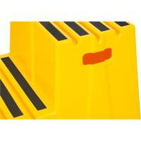 Escabeau industriel, 2 marches, 26" x 22-7/16" x Hauteur 19-11/16" OSI Industrial Sales