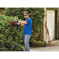 Max* PowerCut Cordless Hedge Trimmer Kit, 22", 20 V, Battery Powered OSI Industrial Sales