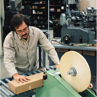 Rubans adh&eacute;sifs opaques 8934 Tartan, &eacute;paisseur 4 mils, 12 mm (1/2") x 55 m (180')  OSI Industrial Sales