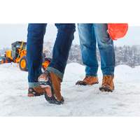 Aide &agrave; la traction tout usage, Carbure de tungst&egrave;ne, Traction Crampon, Grand OSI Industrial Sales