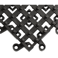 Tapis ErgoDeck avec crampons antid&eacute;rapants int&eacute;gr&eacute;s No 553, PVC, 1-1/2' la c, 1-1/2' lo, 7/8" &eacute;paisseur, Noir OSI Industrial Sales