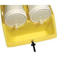 Unit&eacute; mobile Mini-Racker, 31" lo x 29" la x 15,2" ha, 10 gal. US Capacit&eacute; OSI Industrial Sales
