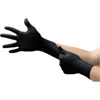 Onyx&reg; Gloves, Small, Nitrile, 3.5-mil, Powder-Free, Black OSI Industrial Sales