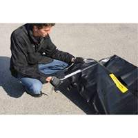 Conteneur de confinement flexible sans drain Ultra-275 Containment Sump, 102" lo x 48" la, 400 gal. US Capacit&eacute; OSI Industrial Sales