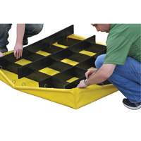 Ultra-Spill Pallet flexible, 4 barils, Capacit&eacute; de d&eacute;versement 66 gal. US, 48" x 48" x 7" OSI Industrial Sales