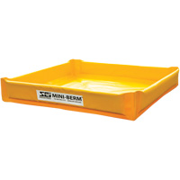 Berme de confinement compacte Mini-Berm en PVC jaune, Capacit&eacute; 34 gal. US, 3' la x 3' lo x 6" h OSI Industrial Sales