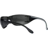 Lunettes de s&eacute;curit&eacute; Adapt Lite, Lentille Fum&eacute;e, Antibu&eacute;e/Anti-&eacute;gratignures, ANSI Z87+/R&eacute;pond ou surpasse la norme CSA Z94.3 OSI Industrial Sales