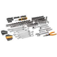 Jeu doutils de qualit&eacute; professionnelle &agrave; 72 dents, 6 pans et &agrave; prise 3/8" et 1/4" OSI Industrial Sales