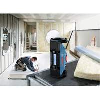 Radio de chantier compacte avec Bluetooth 5.0, Lithium-ion, 18 V OSI Industrial Sales